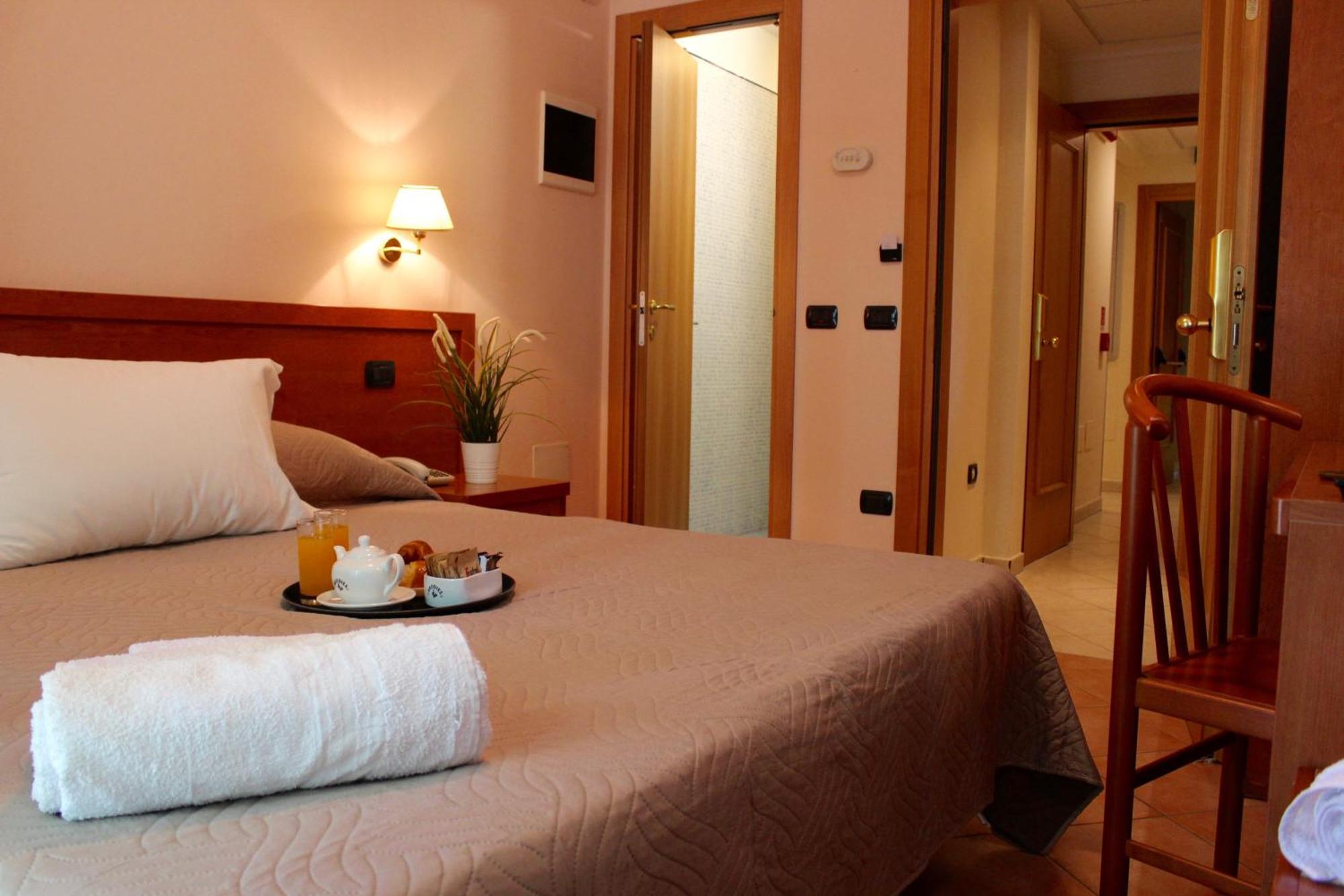 Hotel Jole Cesenatico Exterior foto